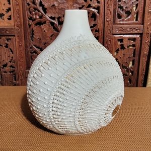 Michaela Frey for AK Kaiser Mid Century OP Art Bisque Vase with Gold Accents 604